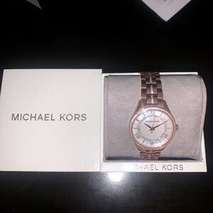 MK watch, NWT